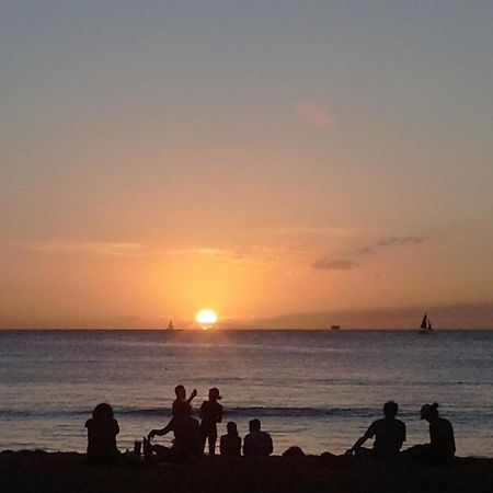 Aloha Suites Waikiki Honolulu Zewnętrze zdjęcie